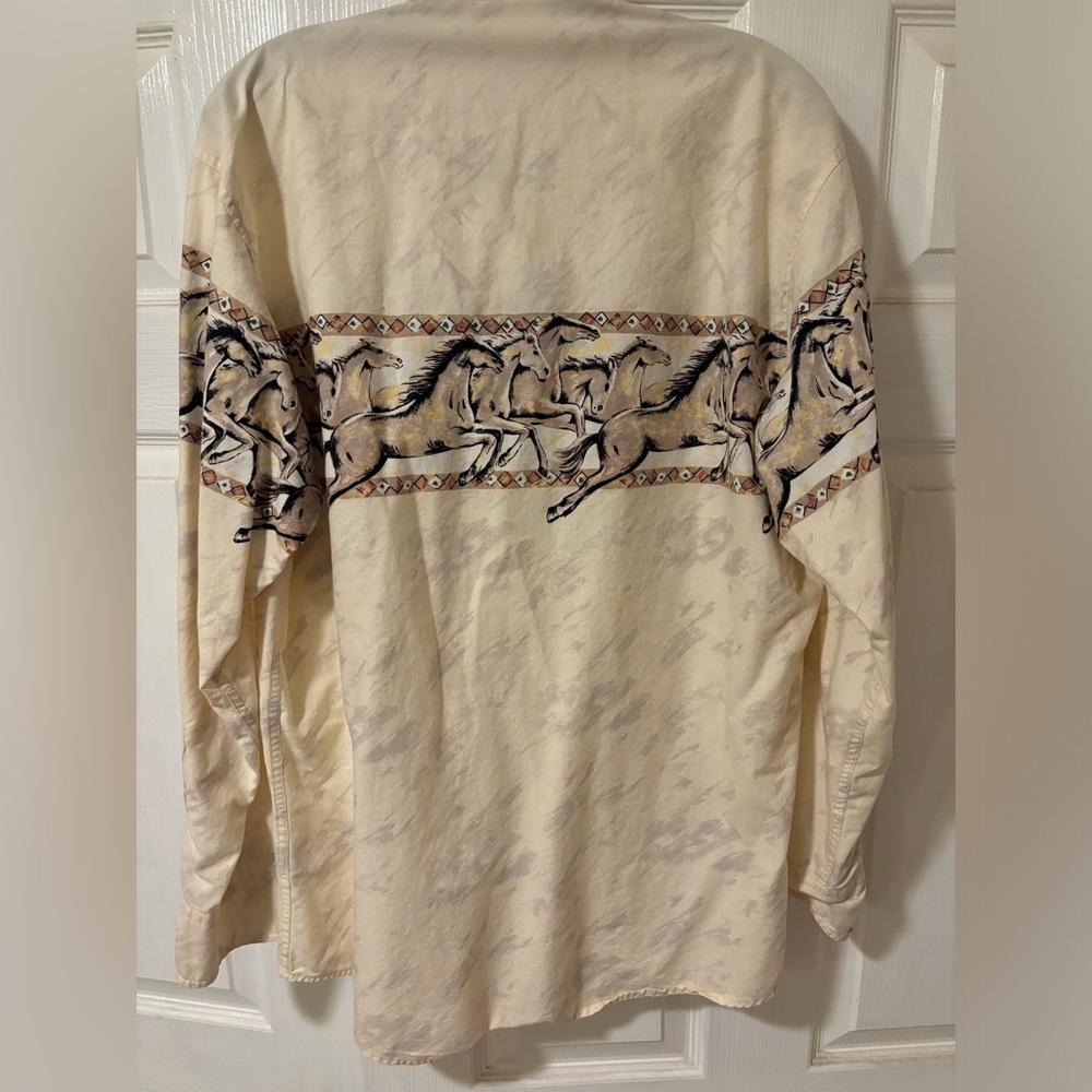 Vintage Western style button down. Brand Panhandle Slim - Picture 3 of 3